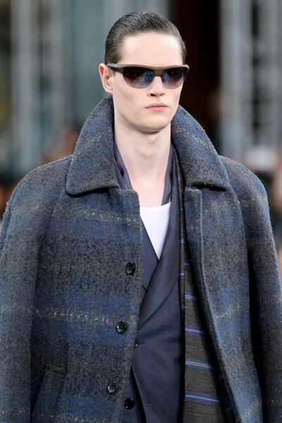 Look 5